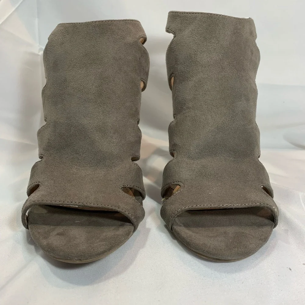 Charlotte Russe “Layla” Gray Suede Heeled Booties